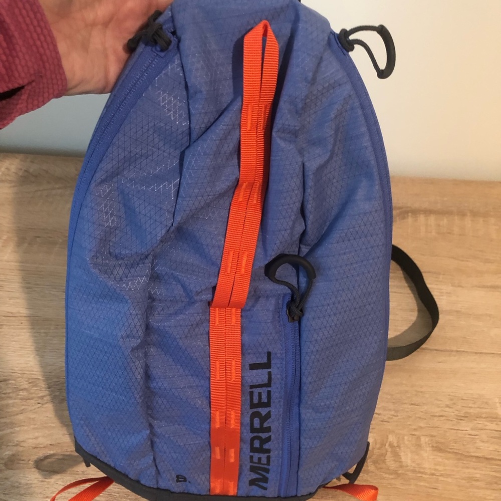 New Merrell cross body bag - Picture 7 of 9